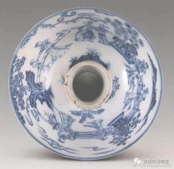 梁庄王文物系列（6）--青花瑶台赏月图瓷锺