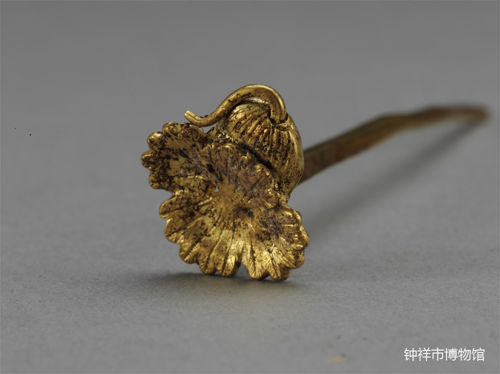 20花头形金簪